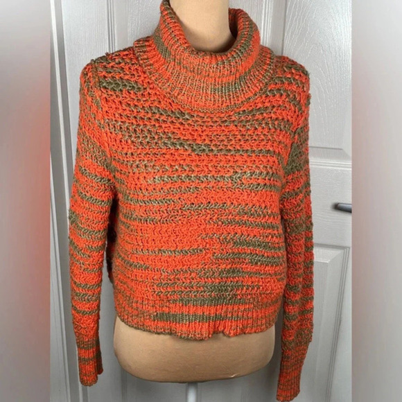 Free People Side‎ Button Cowl Neck Knit Pullover Sweater Size XS - Picture 5 of 8